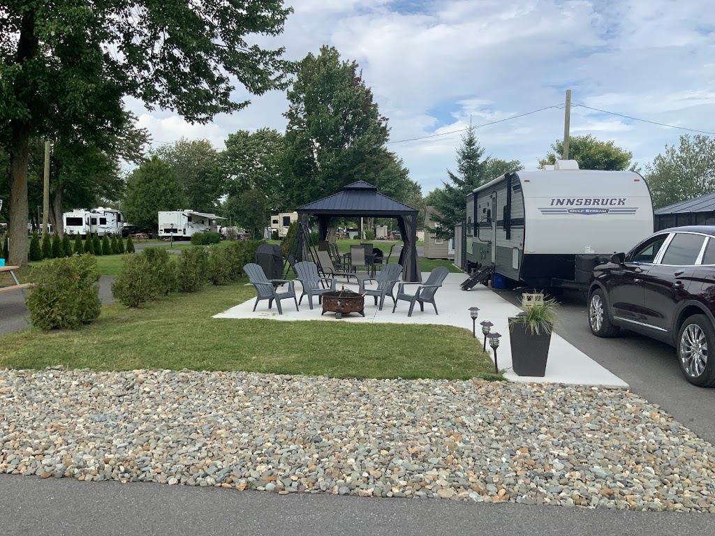 Location steliz | 1680 Rue Principale #394, Granby, QC J2J 0M6, Canada | Phone: (514) 622-0363