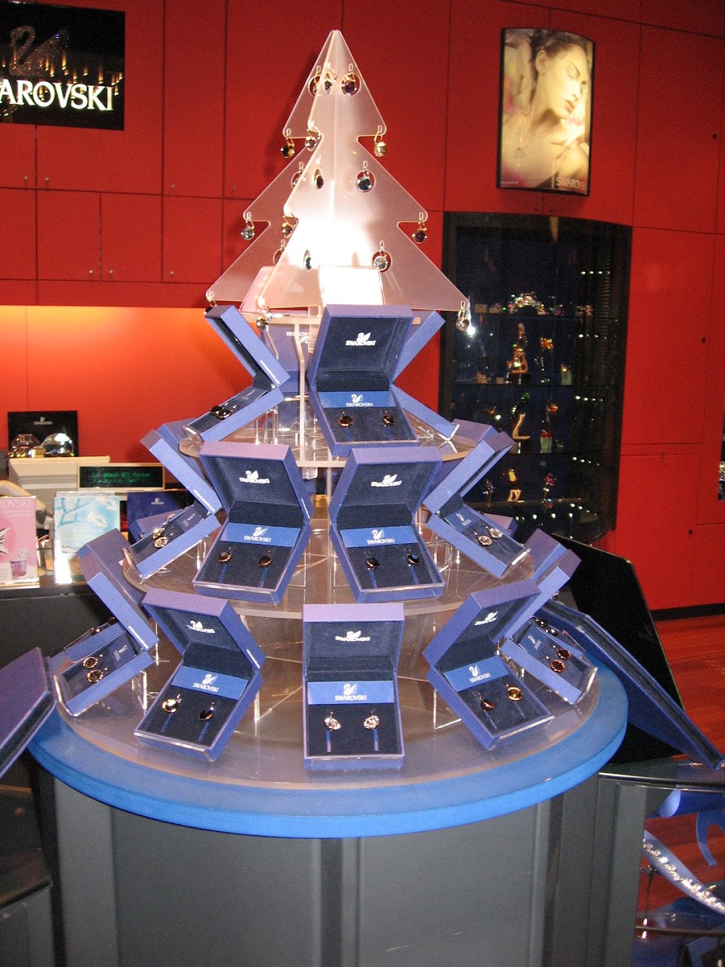 De Manbey Designs | 29 Estate Dr, Scarborough, ON M1H 2Z2, Canada | Phone: (416) 289-9015