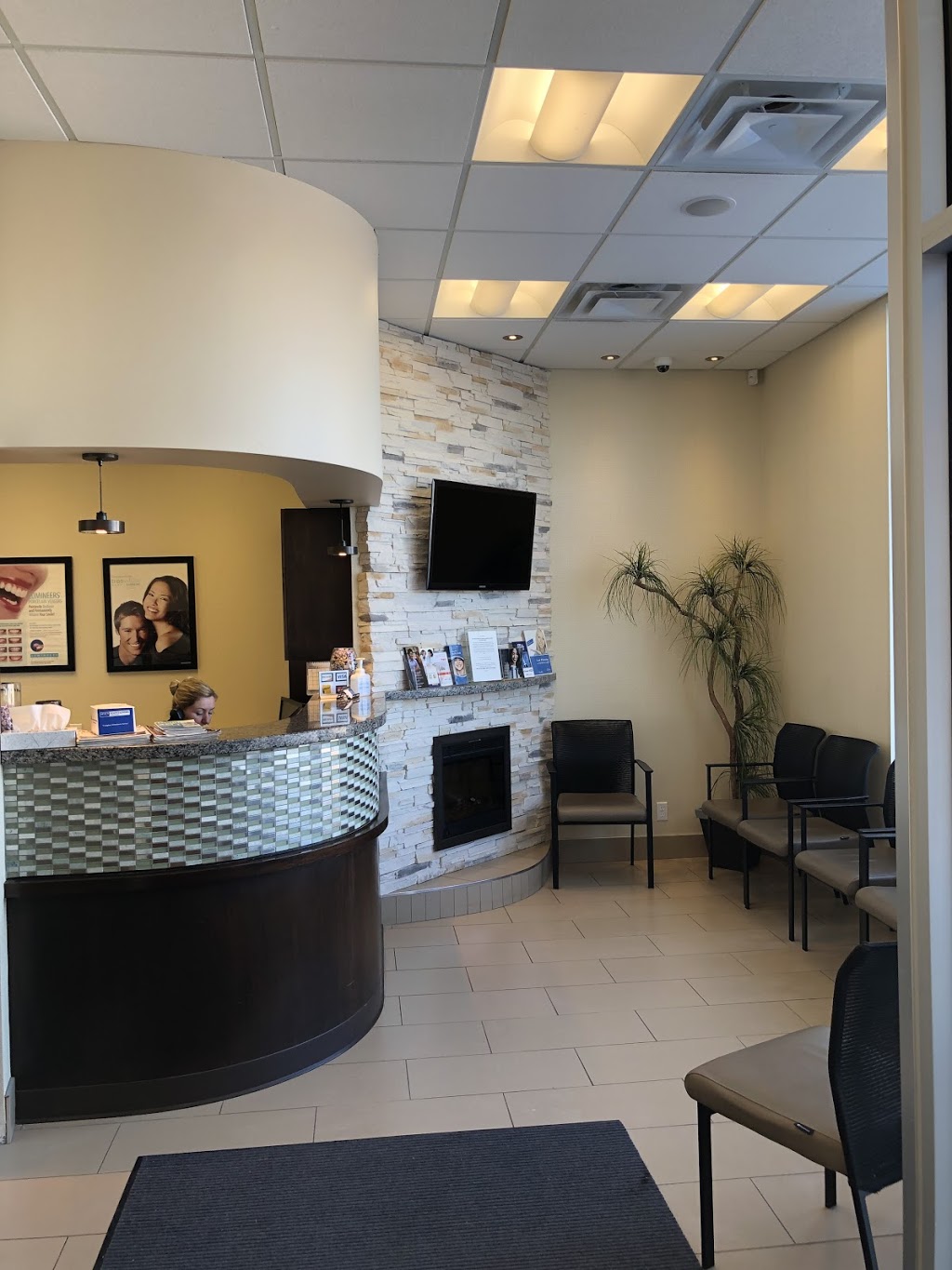 Train Yards Dental Centre | 525 Industrial Ave Unit 1, Ottawa, ON K1G 0Z1, Canada | Phone: (613) 789-2500