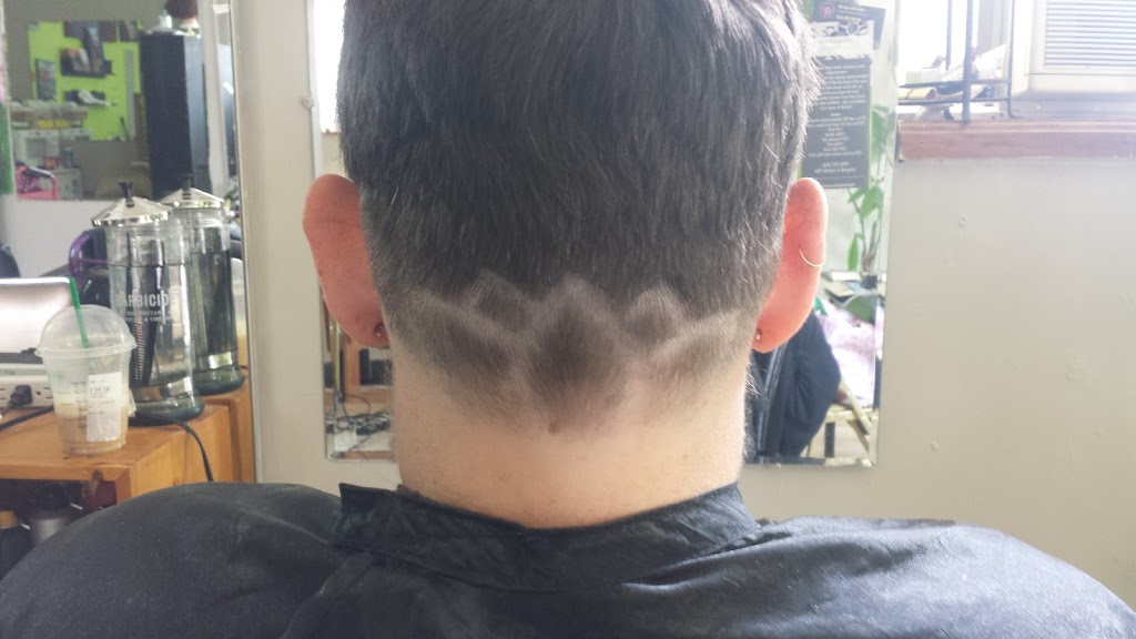 Beckys Hairstyles | 629 Division St,  Kingston, ON K7K 4B7, Canada | Phone: (613) 532-4587