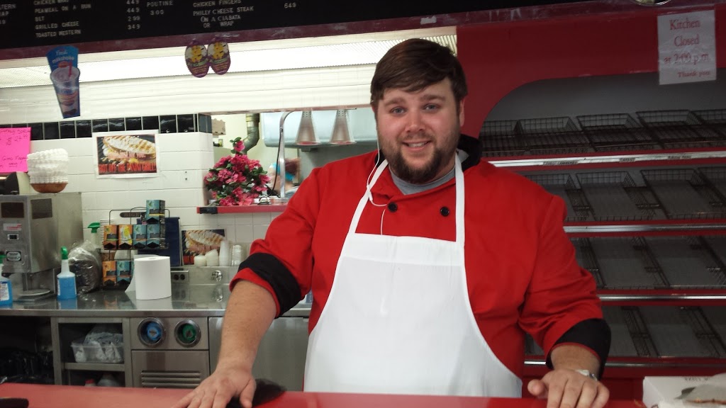 Avondale Food Stores | 51986 Forks Rd, Wainfleet, ON L0S 1V0, Canada | Phone: (905) 899-2132