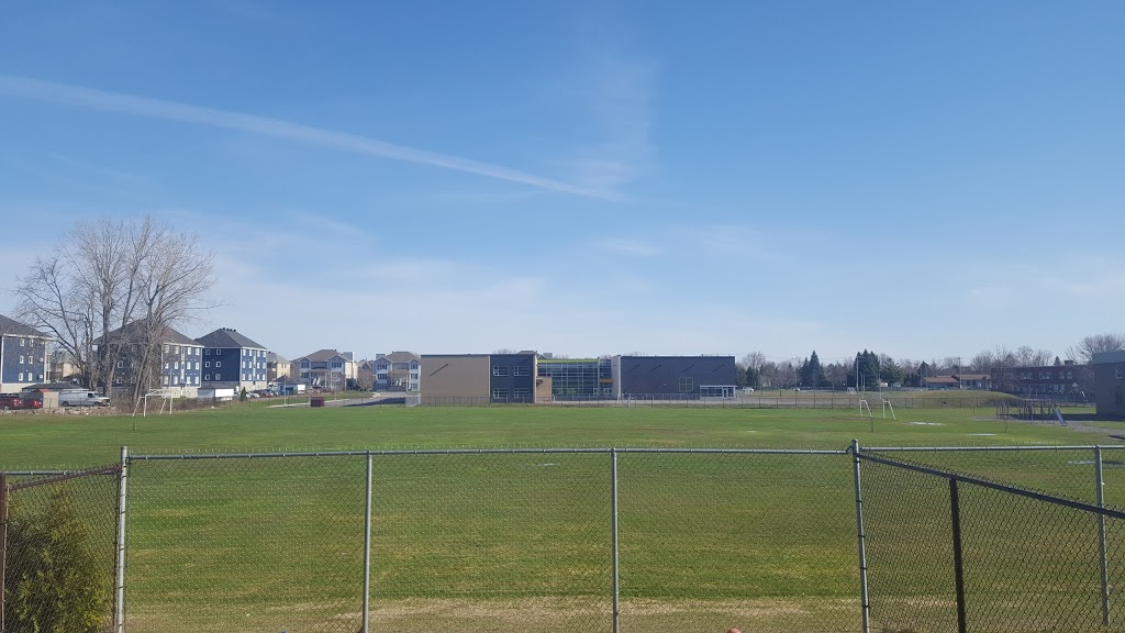 School Marc-Andre Fortier | 121 Rue Prince, Châteauguay, QC J6K 5H4, Canada | Phone: (514) 380-8899