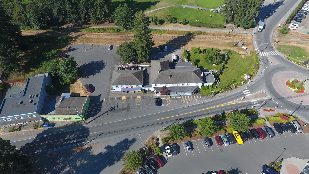 Horseshoe Bay Inn | 9576 Chemainus Rd, Chemainus, BC V0R 1K5, Canada | Phone: (250) 416-0411