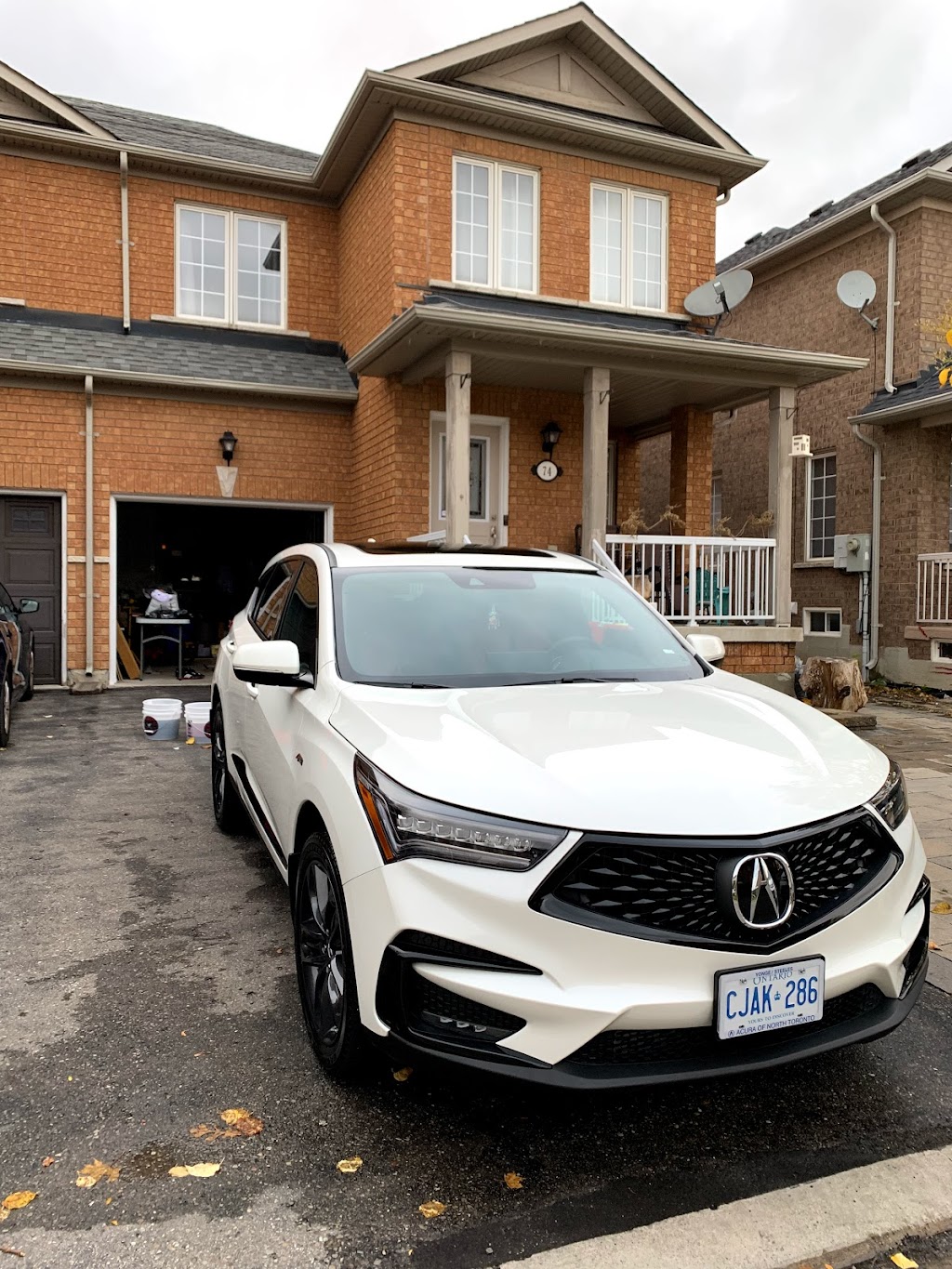 Rub It Out Detailing | 124 Deerwood Crescent, Richmond Hill, ON L4E 4B2, Canada | Phone: (416) 918-1431