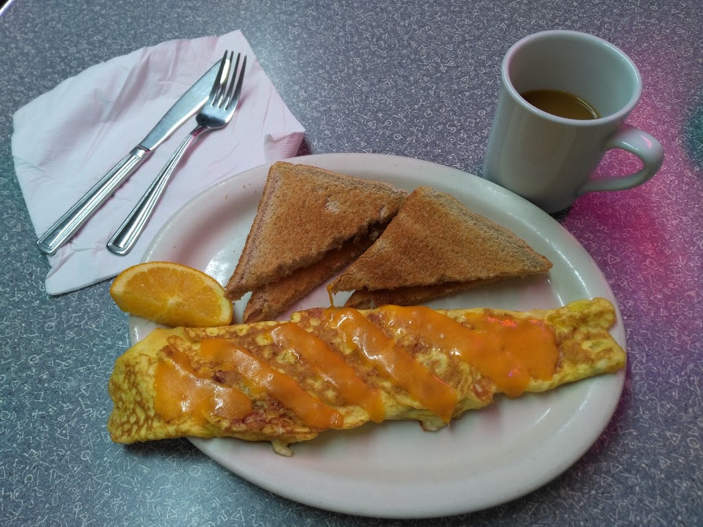 Madison Street Diner | 1287 Madison St, Orillia, ON L3V 6H4, Canada | Phone: (705) 326-4949