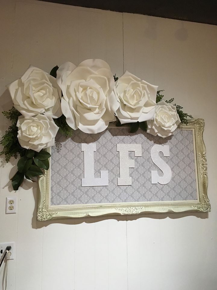 Little Flower Shop | 23029 Mun 43 East, Ile des Chênes, MB R0A 0T3, Canada | Phone: (204) 388-4108