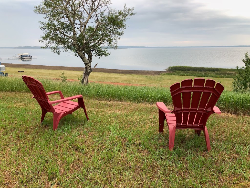 Pelican View Estates | 20419 Township Rd 412, Camrose County, AB T0B 0H3, Canada | Phone: (877) 577-4774