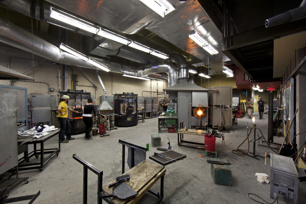 Espace Verre | 1200 Rue Mill, Montréal, QC H3K 2B3, Canada | Phone: (514) 933-6849