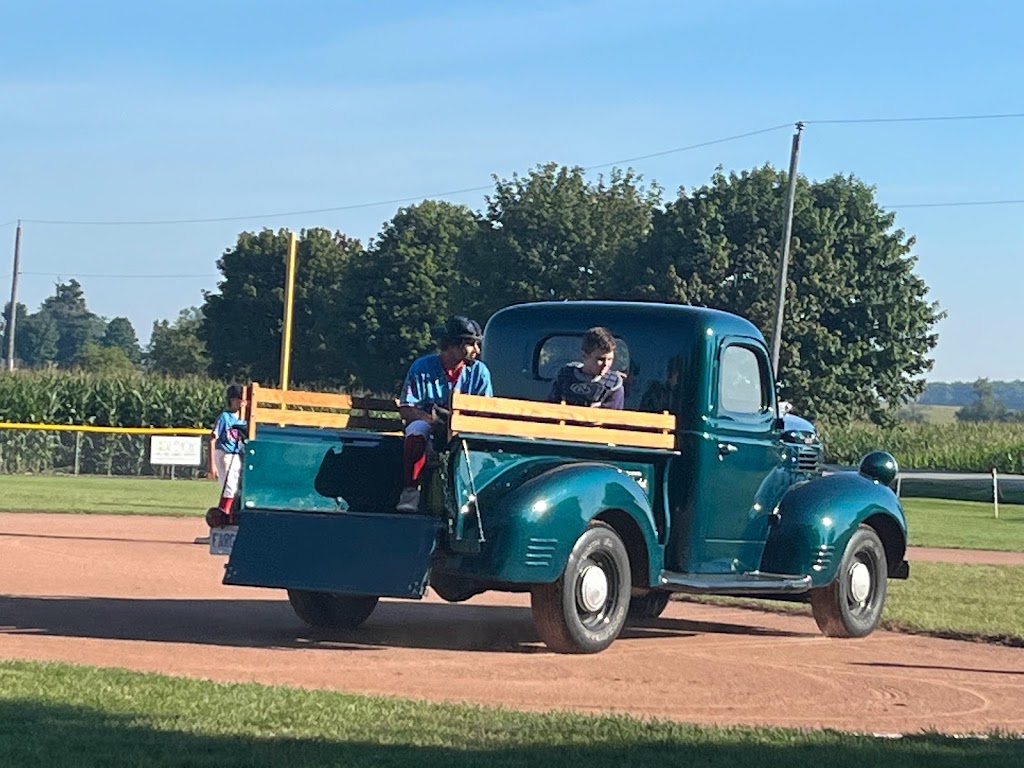 Field Of Dreams | 676217 16 Line, Bright, ON N0J 1B0, Canada | Phone: (519) 535-1259