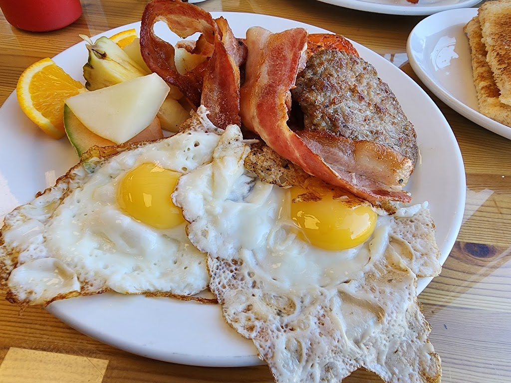 Sweetgrass Deli & Eatery | 1-49 Elizabeth St, Okotoks, AB T1S 1A6, Canada | Phone: (403) 995-4454