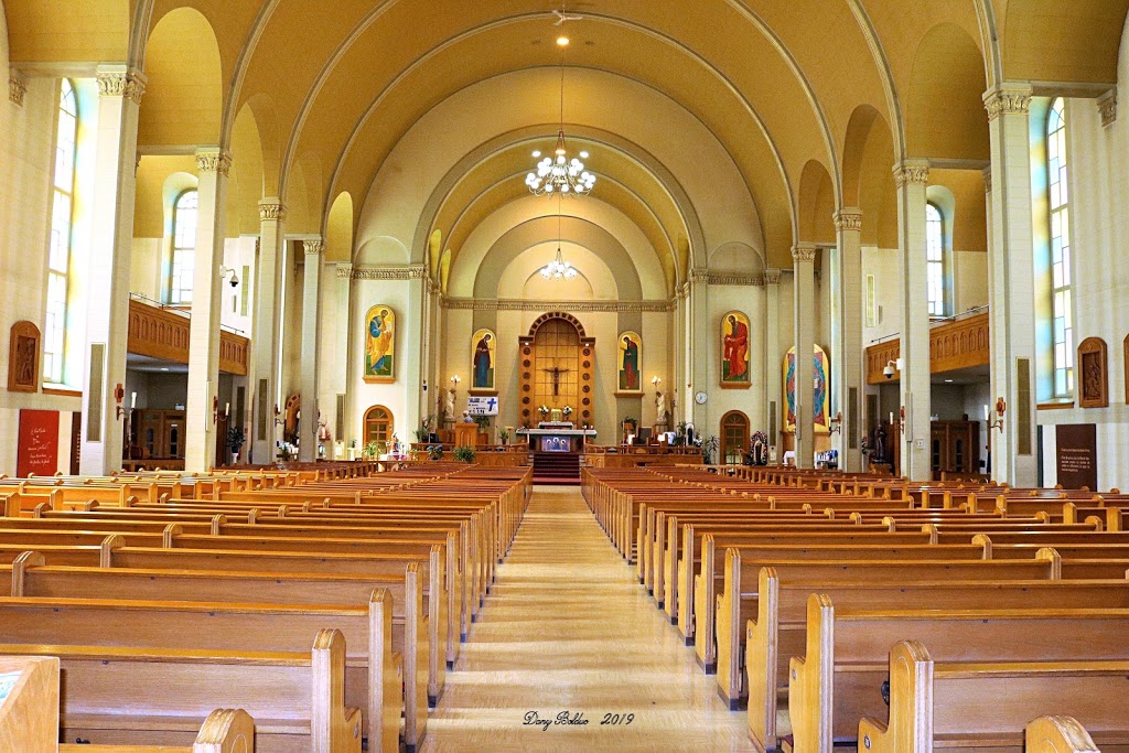 Église de Baie-Saint-Paul | 1 Place de lÉglise, Baie-Saint-Paul, QC G3Z 1S9, Canada | Phone: (418) 435-2118