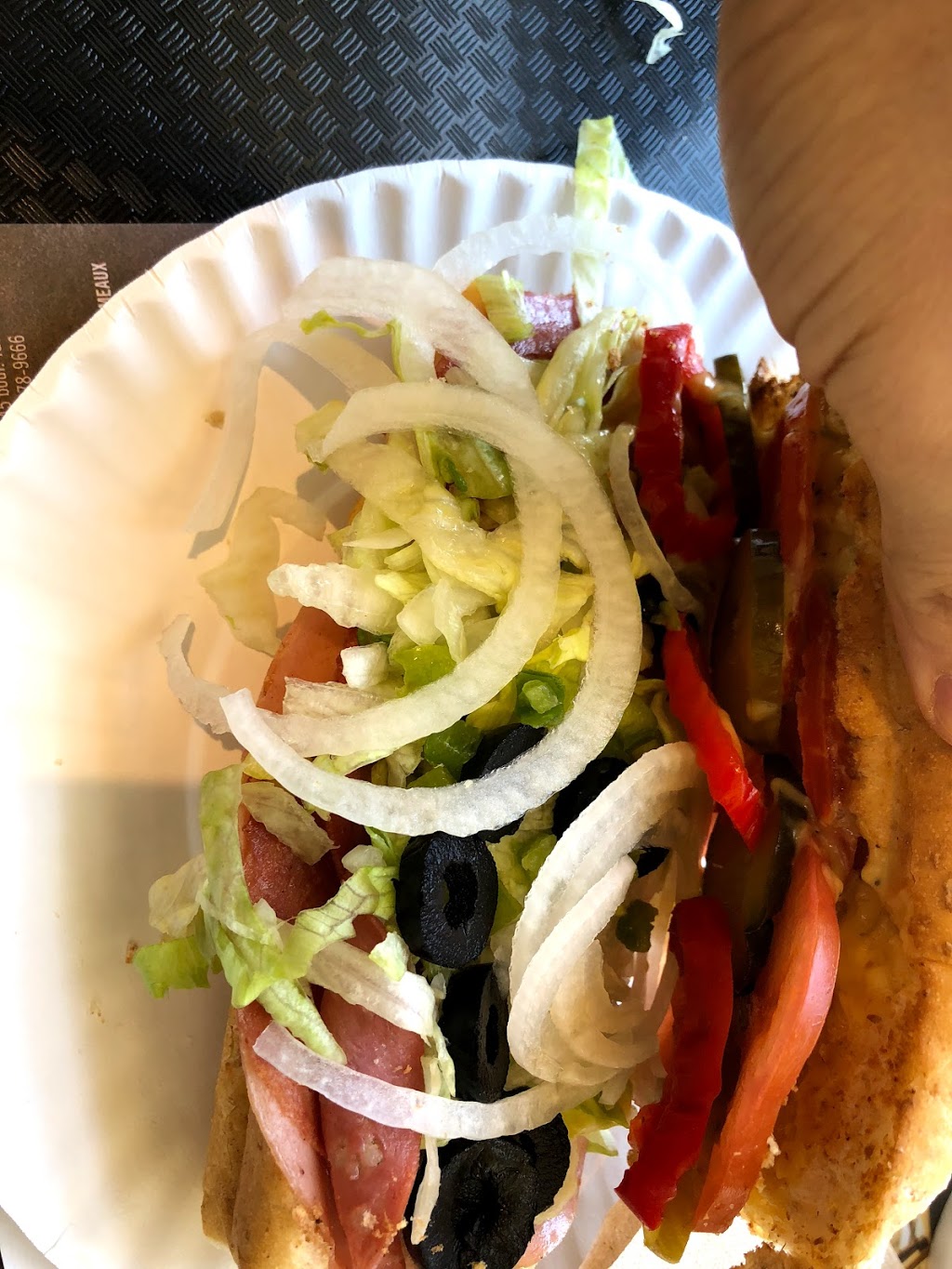 Dagwoods La Sandwicherie | 2015 Boulevard Marcel-Laurin, Saint-Laurent, QC H4R 1K4, Canada | Phone: (514) 336-0026