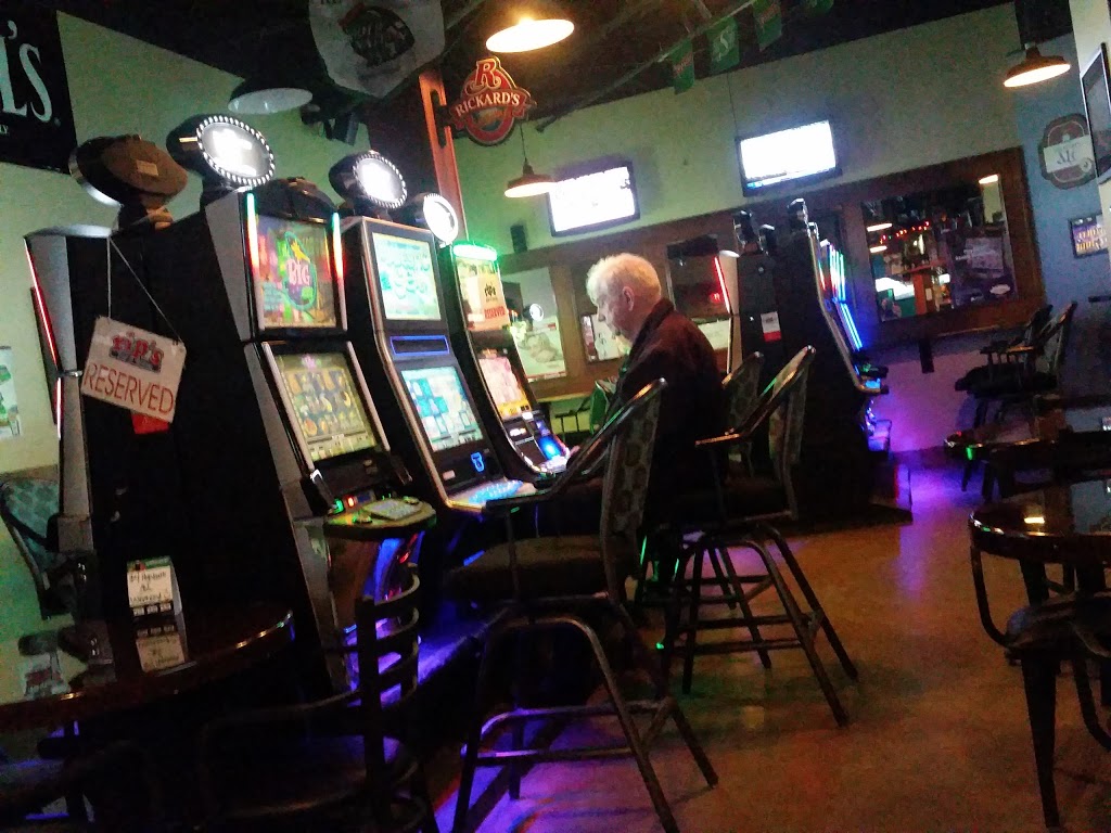 Rips Pub & Eatery | 15 Millrise Blvd SW #25, Calgary, AB T2Y 1X7, Canada | Phone: (403) 254-0424