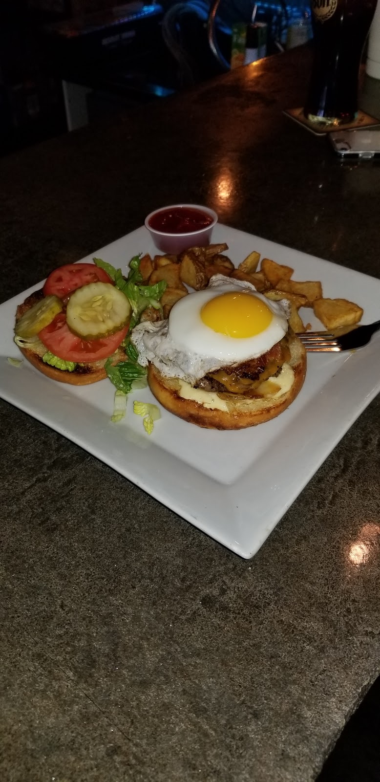 Broncos Pub and Grill | 1505, Aaron Dr, Pilot Butte, SK S0G 3Z0, Canada | Phone: (306) 761-2221