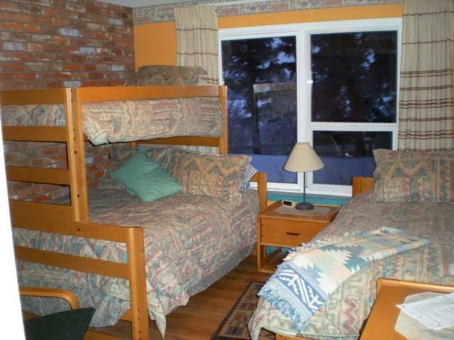 Hilltop Ranch Bed & Breakfast | AB-22, Foothills No. 31, AB T3Z 2T4, Canada | Phone: (403) 931-3744