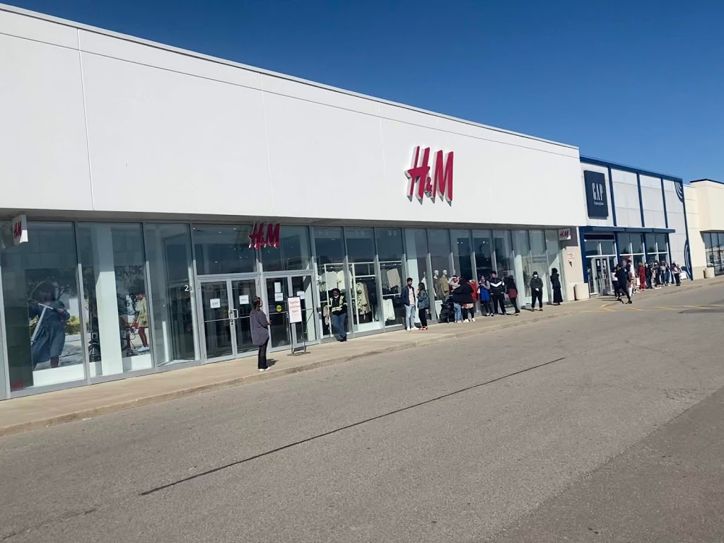 H&M | 5950 Rodeo Dr, Mississauga, ON L5R 3V6, Canada | Phone: (855) 272-7007