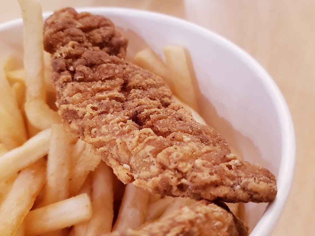 Potato Corner Market Mall | 3625 Shaganappi Trail NW #12G, Calgary, AB T3A 0E2, Canada | Phone: (403) 455-9537