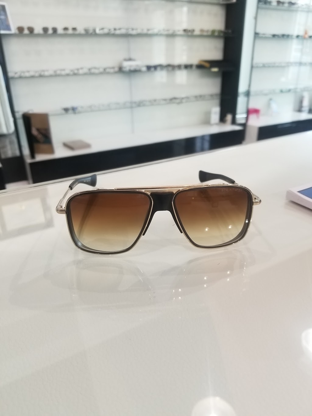 Oakville - Optometrist & Optician | 1545 Cornwall Rd Unit 42, Oakville, ON L6J 0B2, Canada | Phone: (905) 339-2757