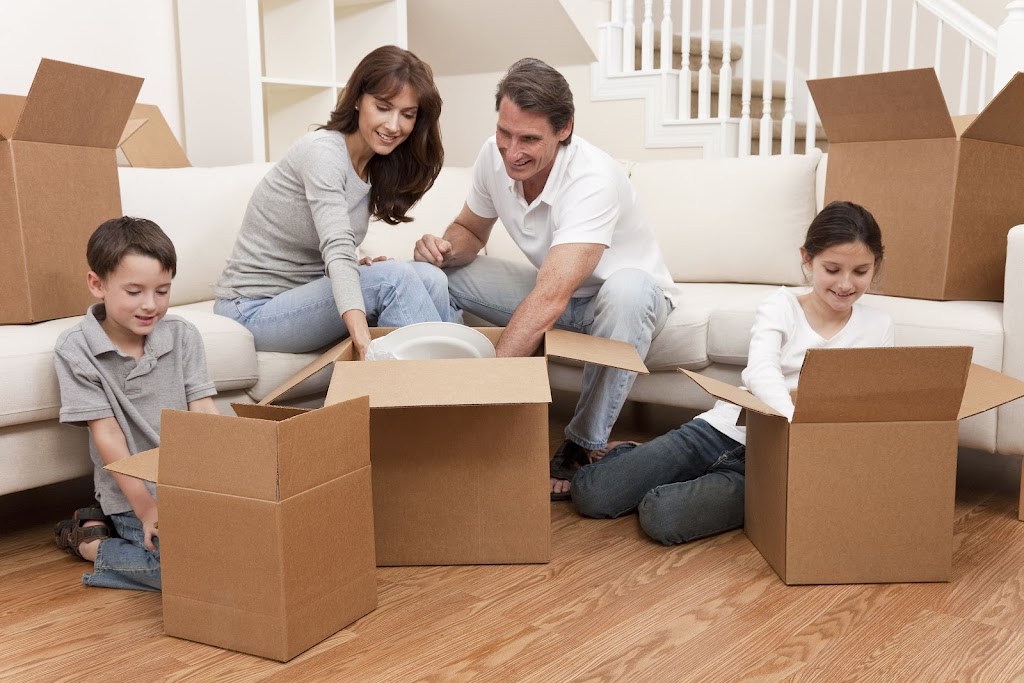 Diamond Express Movers | 243 Maddock Way NE, Calgary, AB T2A 3X5, Canada | Phone: (587) 974-0482