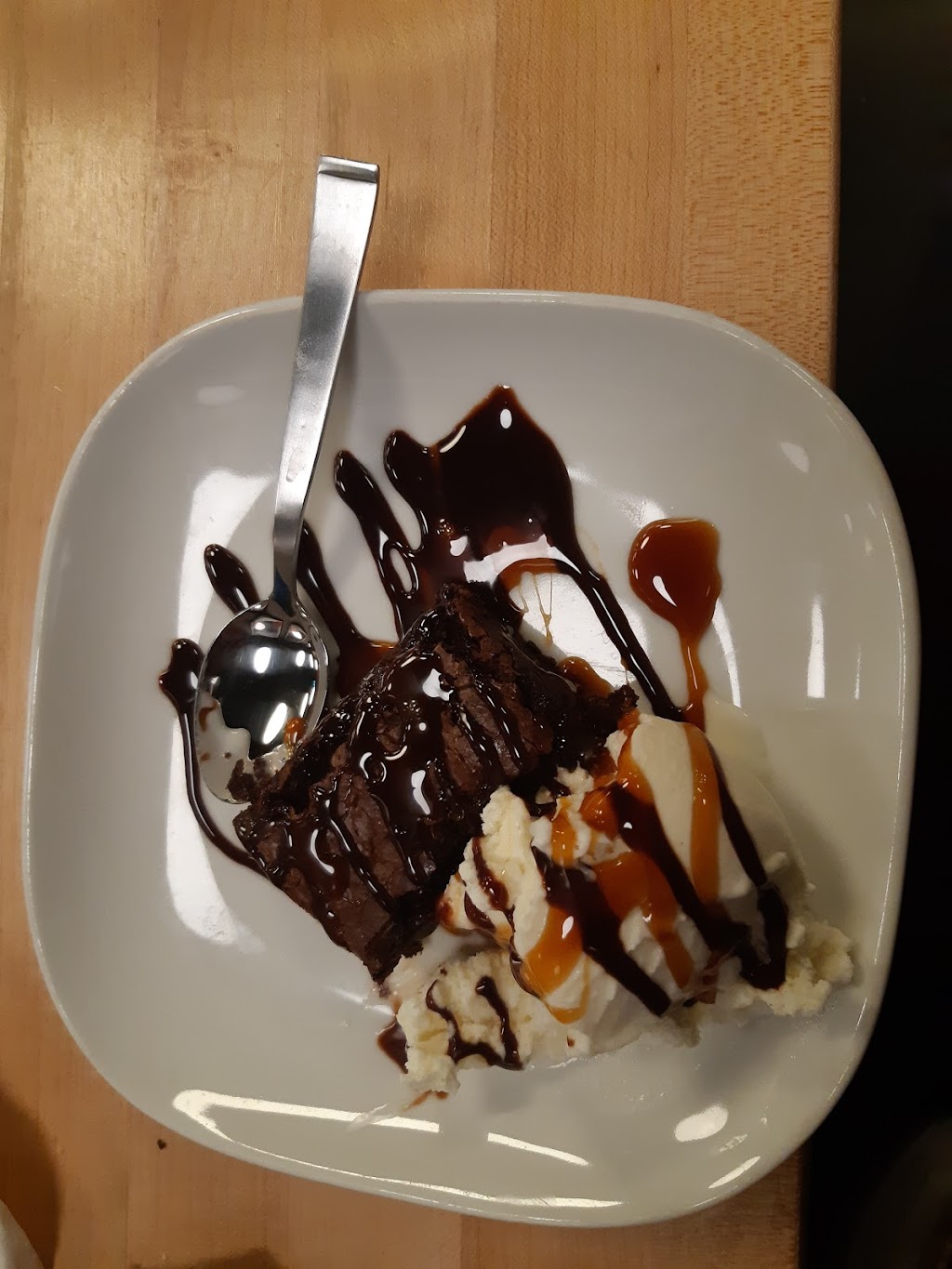Boston Pizza | 122 Leva Ave, Alberta T4E 1B2, Canada | Phone: (403) 348-5220