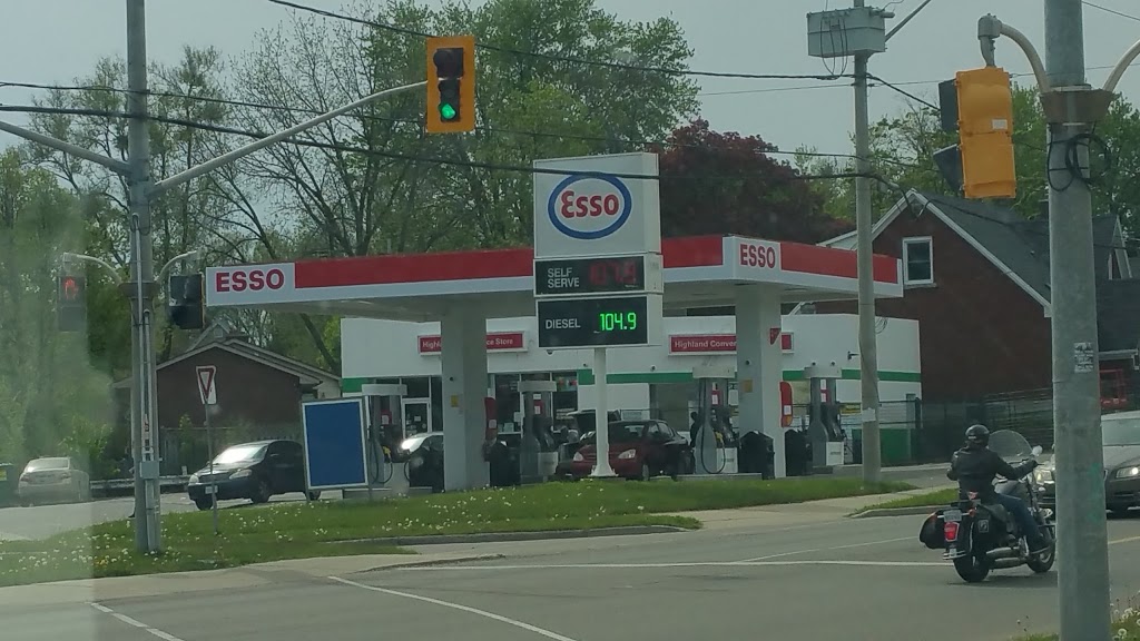 Esso Highland | 125 Highland Rd E, Kitchener, ON N2M 3V8, Canada | Phone: (519) 742-8180