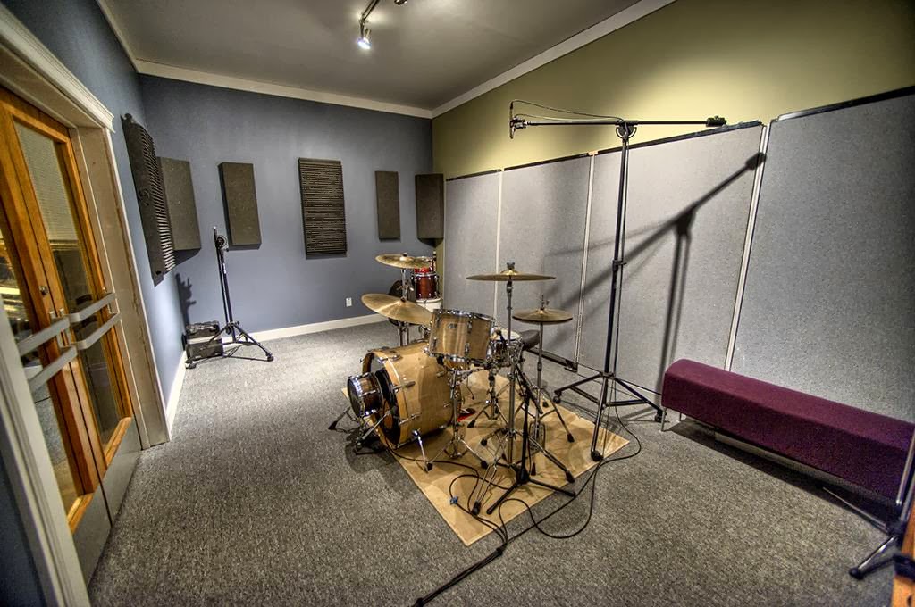Sound Extractor Studios | 14727 87 Ave NW, Edmonton, AB T5R 4E5, Canada | Phone: (780) 930-1829