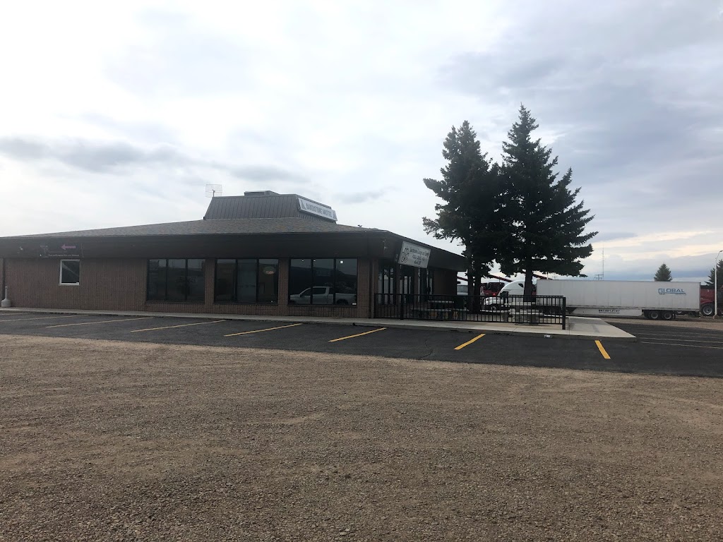 Sandstone Motel | 212 8 Ave NW, Milk River, AB T0K 1M0, Canada | Phone: (403) 647-2211