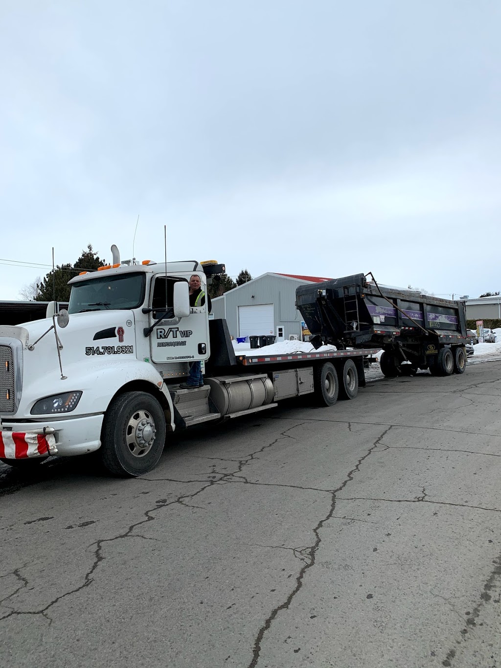 R/TVIP REMORQUAGE ET TRANSPORT | 4420 Chemin Bellerive, Carignan, QC J3L 3P9, Canada | Phone: (514) 781-9321
