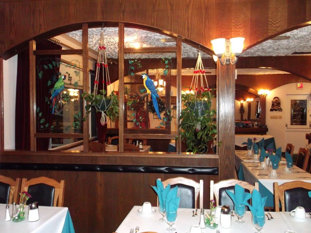 Granada Restaurant | 6249 Marine Ave, Powell River, BC V8A 4K6, Canada | Phone: (604) 483-3333
