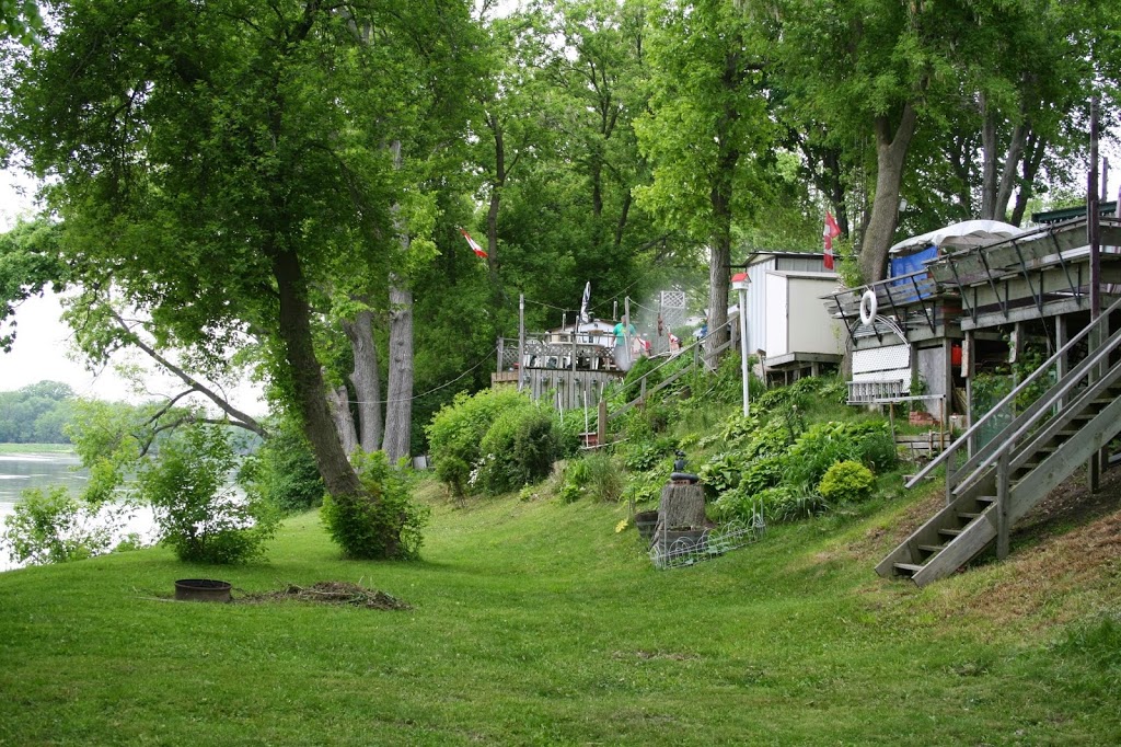Grand Oaks RV Resort & Campground | 107 Haldimand County Hwy 54, Cayuga, ON N0A 1E0, Canada | Phone: (905) 772-3713
