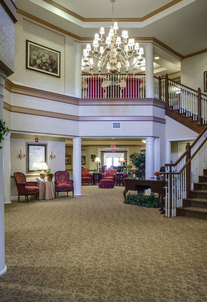 Sunrise of Aurora | 3 Golf Links Dr, Aurora, ON L4G 7Y4, Canada | Phone: (905) 841-0022
