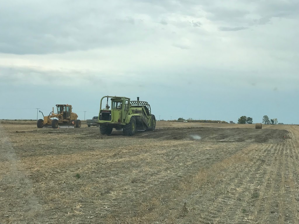 Seaborg Hauling & Excavating | 1634 Grace St, Moose Jaw, SK S6H 6Z3, Canada | Phone: (306) 631-8670