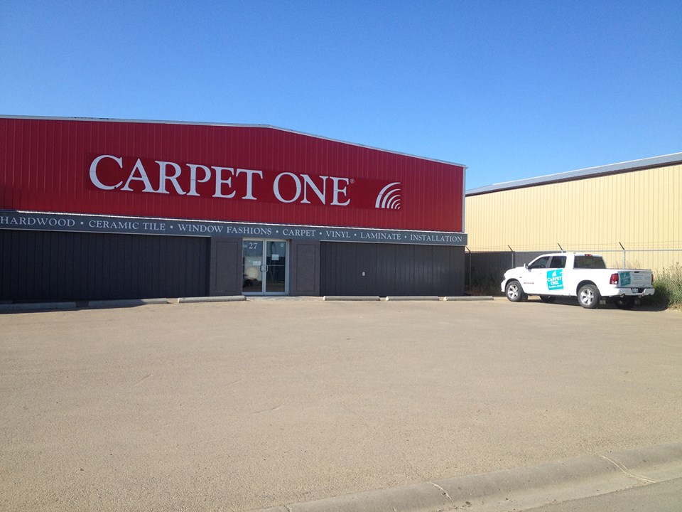 Moose Jaw Carpet One Floor & Home | 27 McKenzie Ln, Moose Jaw, SK S6J 1M7, Canada | Phone: (306) 692-1727
