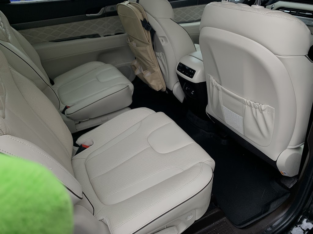 On The Way Mobile Auto-Detailing Company | 3 Eccleston Dr, North York, ON M4A 1J9, Canada | Phone: (647) 767-0938