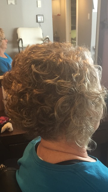 Jacquelines Salon and Tanning Spa | 524 Jolys Ave E, St-Pierre-Jolys, MB R0A 1V0, Canada | Phone: (204) 433-7072