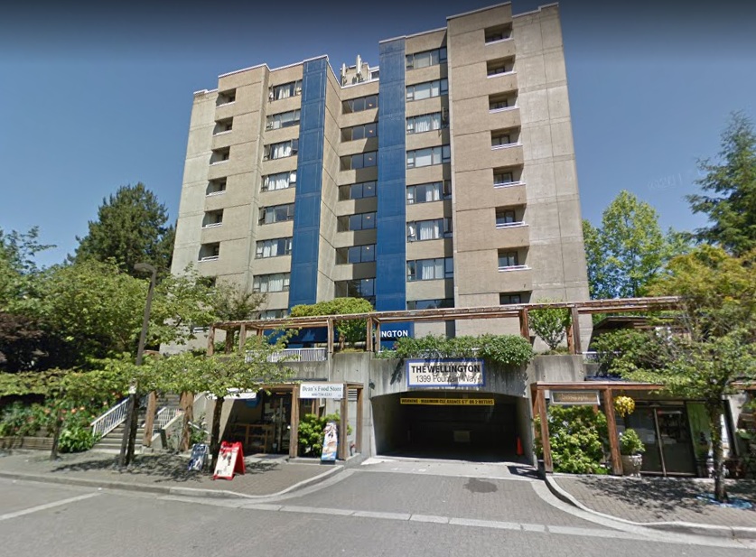Deans Food Store | 1399 Fountain Way Ct, Vancouver, BC V6H 4E6, Canada | Phone: (604) 734-1233