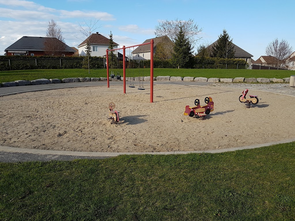 Parc de Salernes | 152 Rue de Pradet, Gatineau, QC J8T 8M8, Canada | Phone: (866) 299-2002