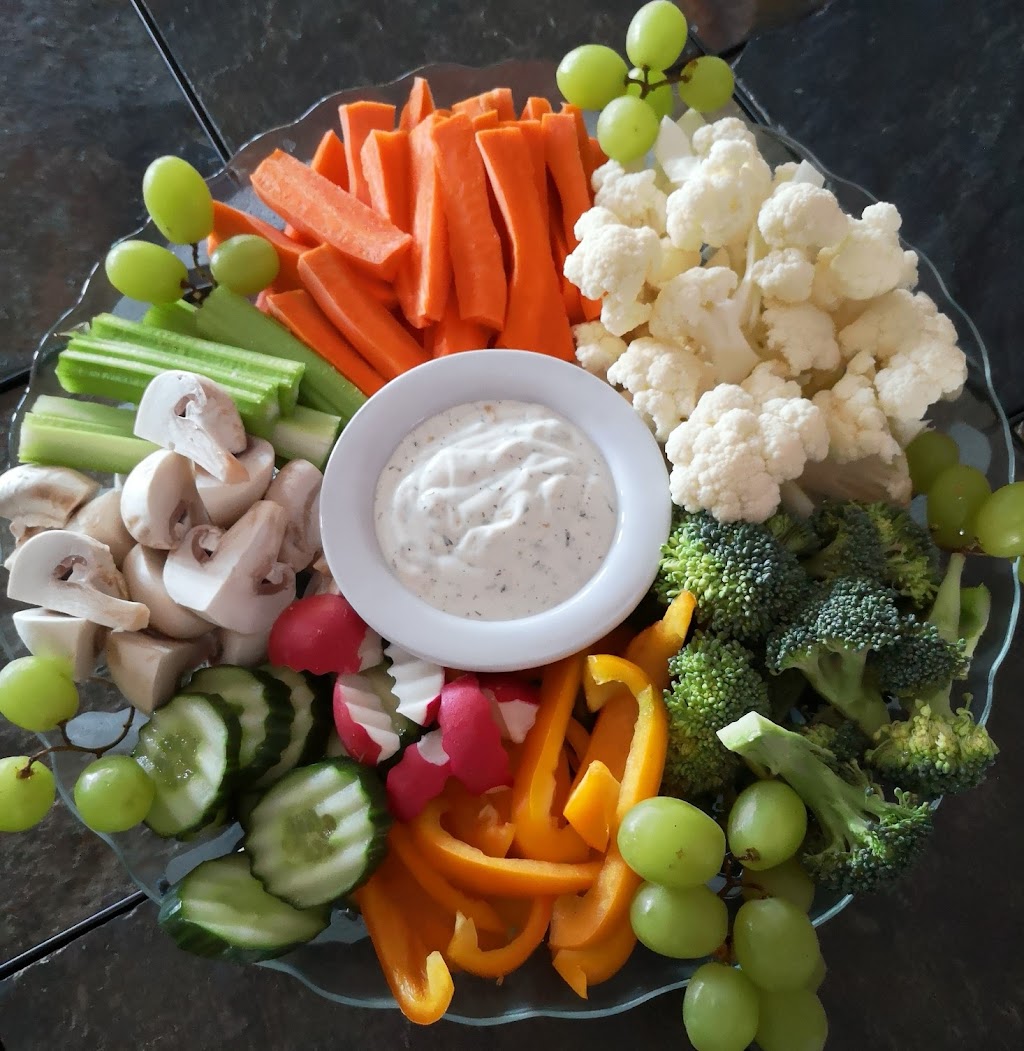 Moms Dip | 13725 Spence Line, Ridgetown, ON N0P 2C0, Canada | Phone: (519) 359-6752