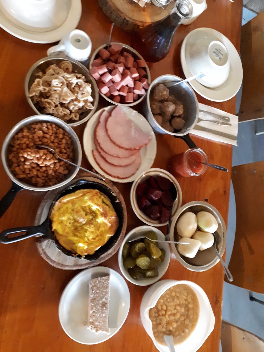 Erabliere au toit rouge | 201a QC-158, Saint-Esprit, QC J0K 2L0, Canada | Phone: (514) 944-5353
