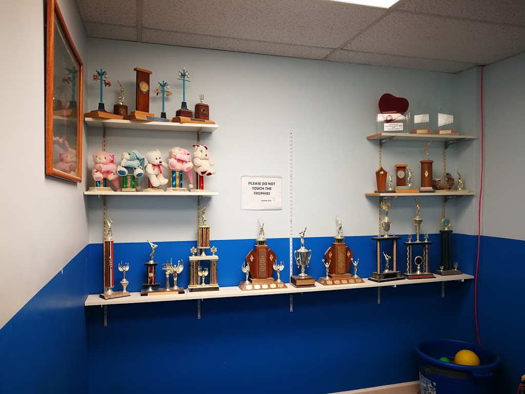 Falcon Gymnastics | 721 Vanalman Ave #208, Victoria, BC V8Z 3B6, Canada | Phone: (250) 479-6424