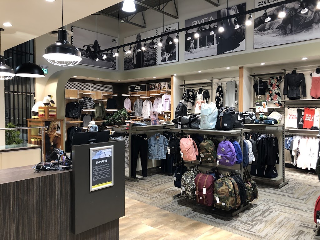 Empire Vaudreuil | 46 Boulevard de la Cité-des-Jeunes #120, Vaudreuil-Dorion, QC J7V 9L5, Canada | Phone: (450) 455-0999