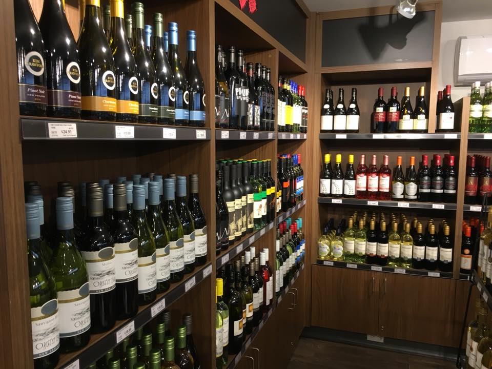 Glover Liquor Store | 6808 216 St Unit #102, Langley Twp, BC V2Y 0W9, Canada | Phone: (604) 427-0104
