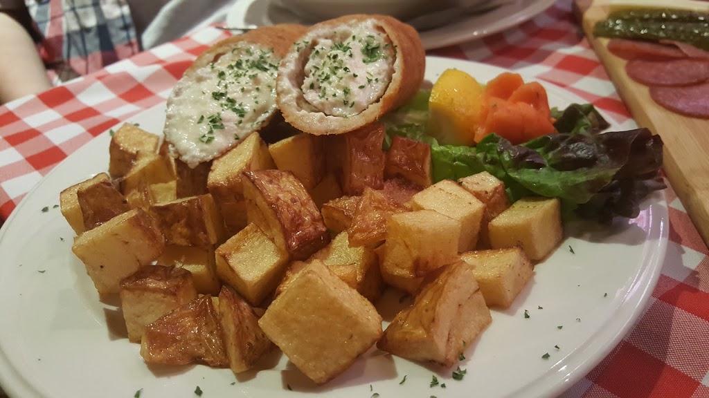 Etno Bar & Grill | 125 Gailmont Dr, Hamilton, ON L8K 4B8, Canada | Phone: (905) 393-2076