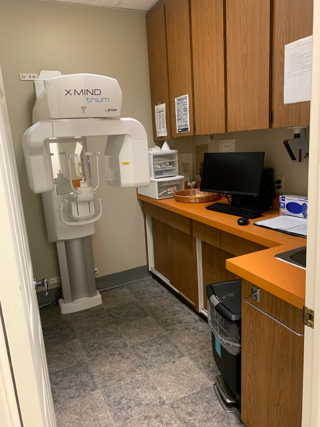 Dr. Monica Katyal Dentistry | 1951A Weston Rd, York, ON M9N 1W8, Canada | Phone: (416) 247-8673