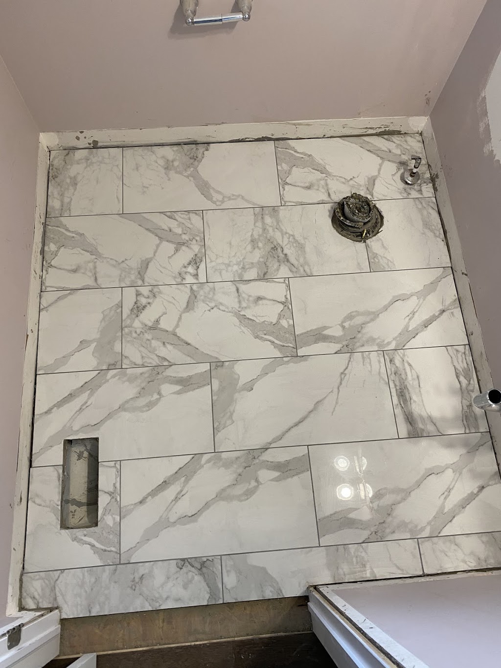 RenovIt Construction | 318 Pinehill Dr, Hannon, ON L0R 1P0, Canada | Phone: (289) 933-8567