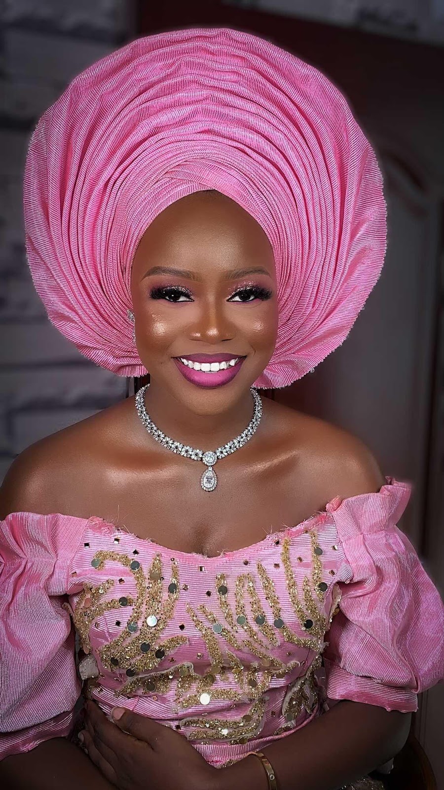 Yinola Beauty | 23 Merkley Square, Toronto, ON M1G 2Y5, Canada | Phone: (416) 688-1665