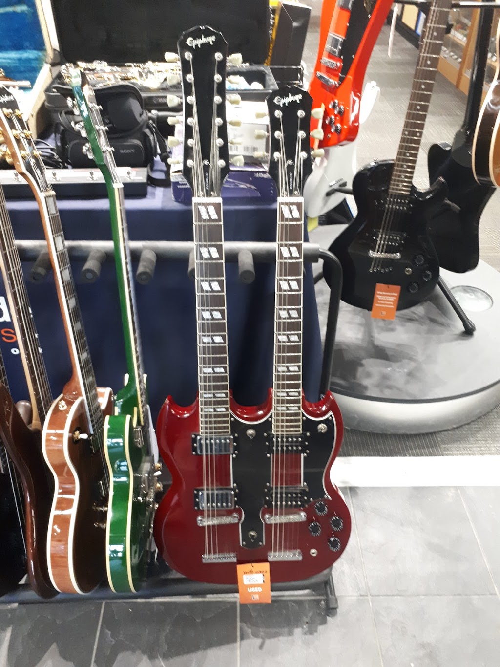 Long & McQuade Musical Instruments | 7789 County 2 Rd, Cobourg, ON K9A 4J7, Canada | Phone: (905) 373-1991
