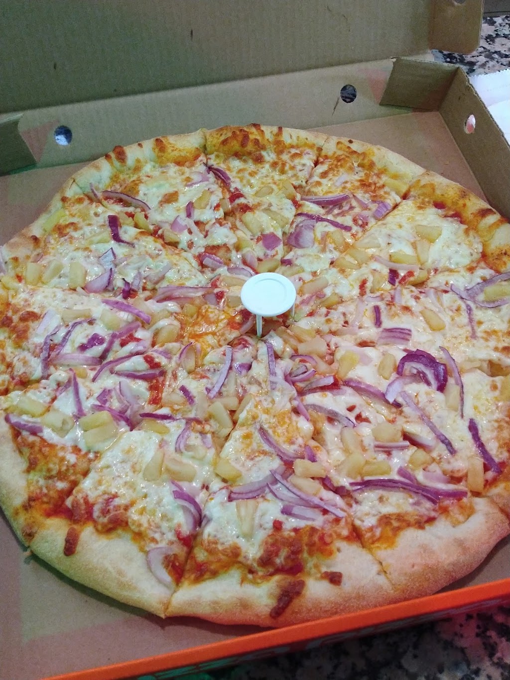 Pizza Pizza | 1450 Kingston Rd, Pickering, ON L1V 1C1, Canada | Phone: (416) 967-1111