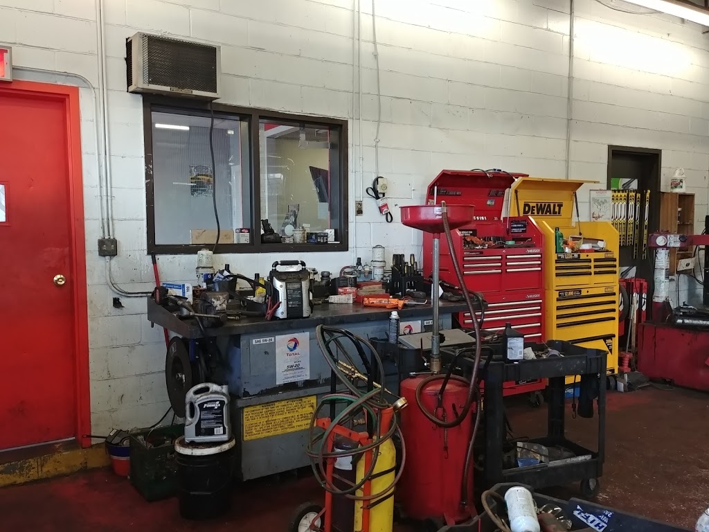 Baroud Auto | 1741 Cyrville Rd, Gloucester, ON K1B 3K8, Canada | Phone: (613) 748-5555
