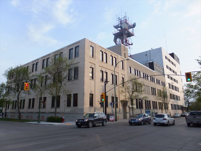 Bell MTS | 640 Corydon Ave, Winnipeg, MB R3M 0X7, Canada | Phone: (204) 225-5687